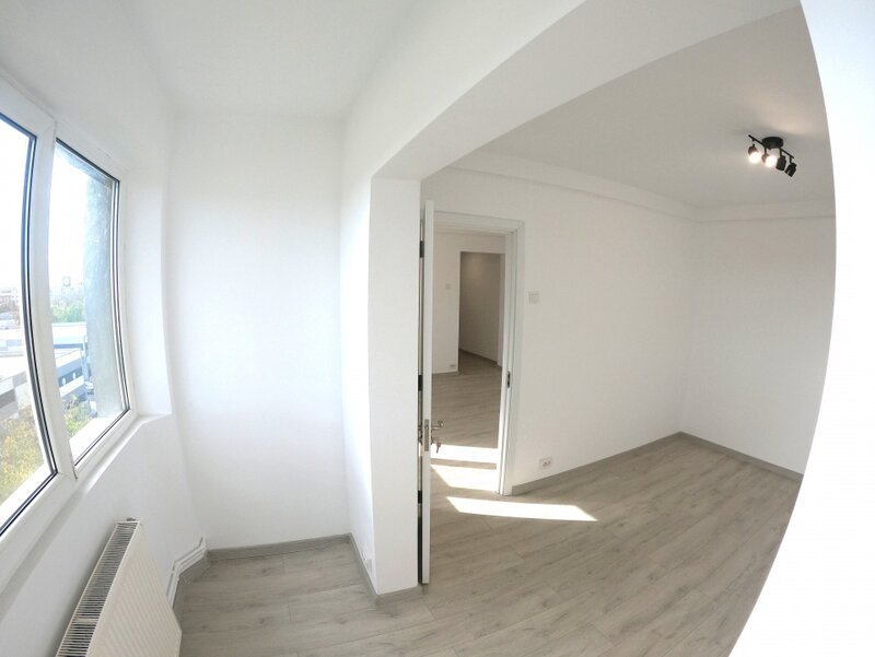 Giurgiu, apartament modern, bloc reabilitat, zona si pozitie ideala - totul nou